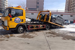 贡嘎救援拖车费用怎么算